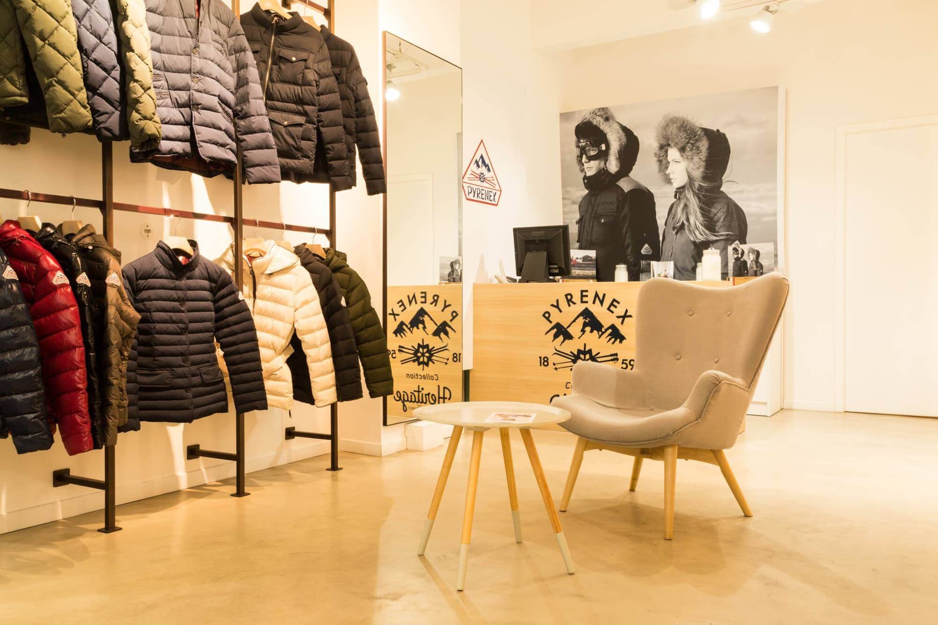 Vogel Strauss im Bethmannhof